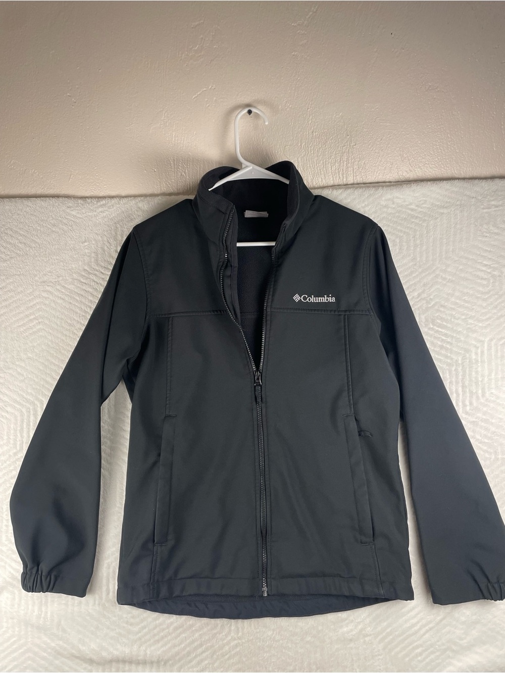 Columbia Black Women's Full‑Zip Softshell Jacket